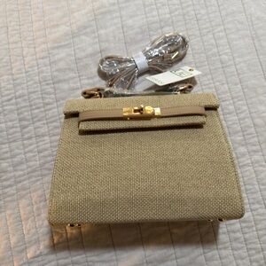 Urban Expressions Purse new